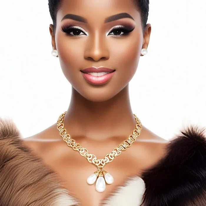 So Fresh and So Clean Necklace